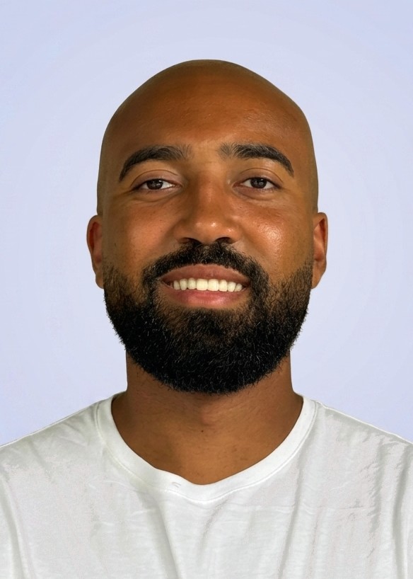 Che Cole, Founder & Commercial Lead